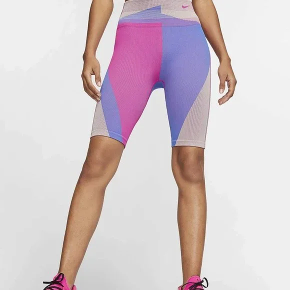Nike CJ5091 Sculpt Icon Clash Seamless 8